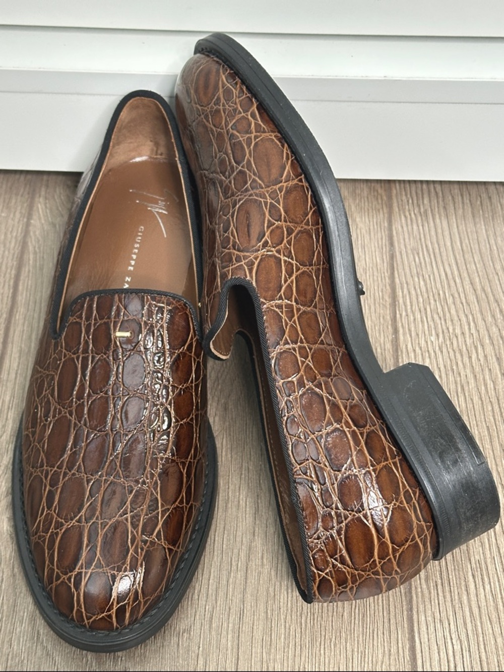 Giuseppe Zanotti Crocodile-Embossed Leather Slip On Loafersโ Brown Size 36 (US6)